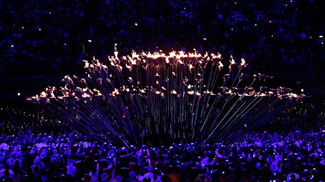 Ngọn đuốc Olympic London 2012.